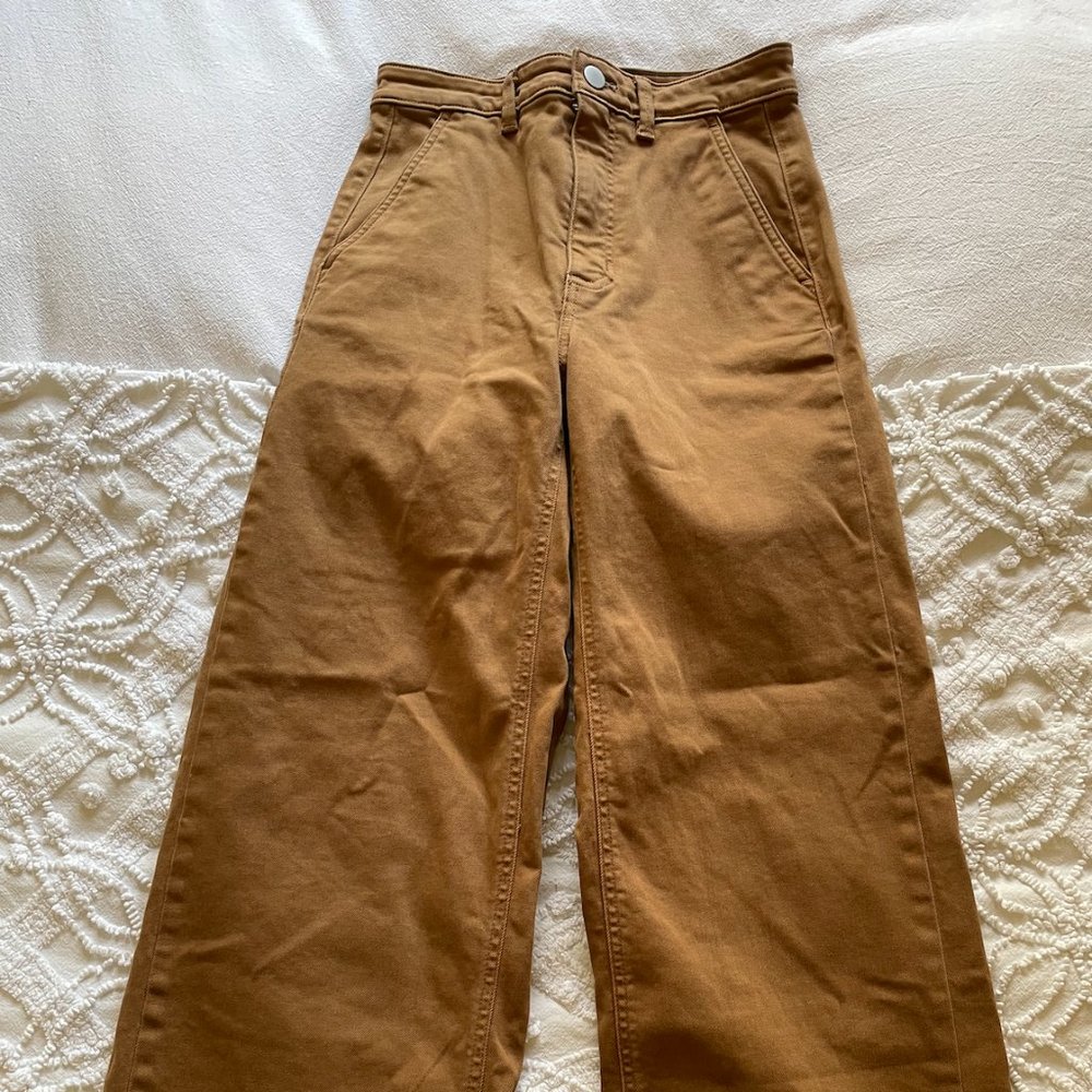 Everlane Wide Leg Crop Pant in Ochre